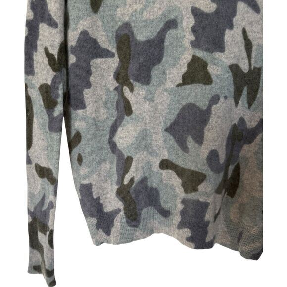 White + Warren Essentials Cashmere Camo Print Pullover V-Neck Sweater Size S - Picture 10 of 12